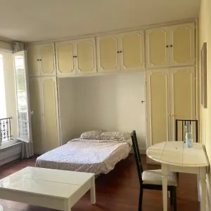 Charmant Vaugirard Appartement