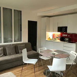 Tour Eiffel Rent Appartement